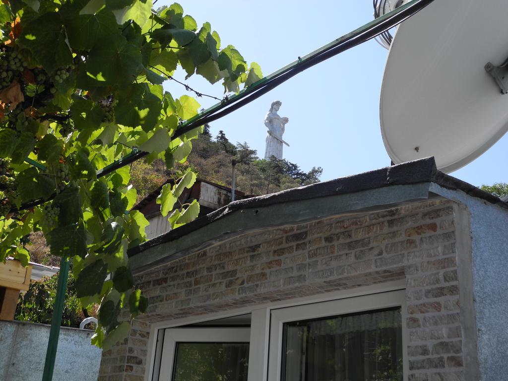 Cherdachok Tbilisi Buitenkant foto